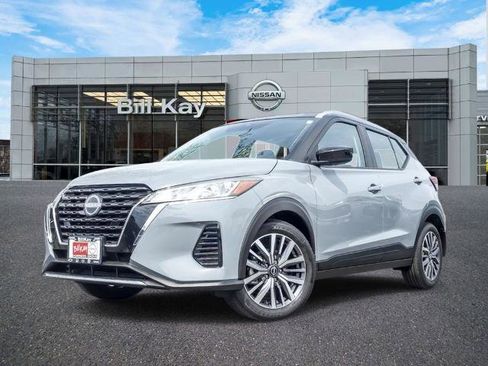 Certified 2024 Nissan Kicks SV FWD image 1