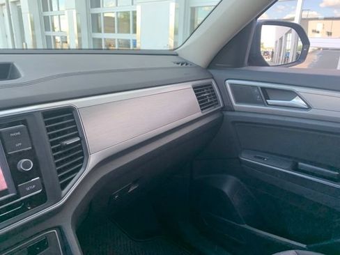 Used 2018 Volkswagen Atlas S FWD image 12