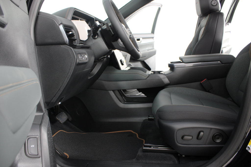 New 2027 GMC Terrain AT4 AWD/4WD image 15