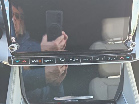 New 2026 Jeep Grand Wagoneer 4WD image 19