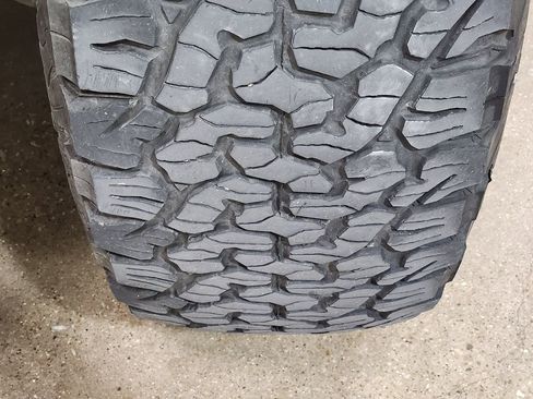 Used 2022 Ford F150 Raptor w/ Raptor 37 Performance Package image 28