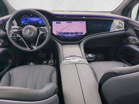 Certified 2023 Mercedes-Benz EQS 580 4MATIC SUV image 19