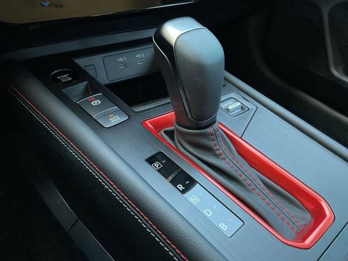 New 2025 Nissan Kicks SR image 35