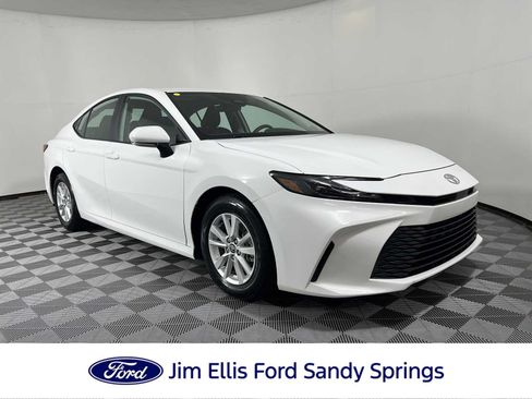 Used 2025 Toyota Camry LE FWD image 1