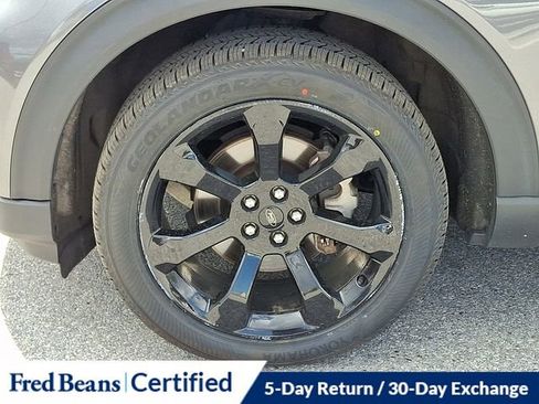 Certified 2022 Ford Explorer ST-Line w/ Class IV Trailer Tow Package AWD/4WD image 29