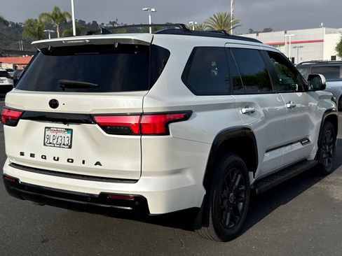 Used 2024 Toyota Sequoia Platinum AWD/4WD image 12