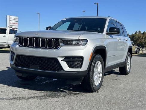 New 2025 Jeep Grand Cherokee Laredo X image 1