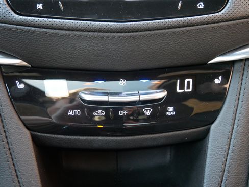 Certified 2023 Cadillac XT5 Premium Luxury AWD/4WD image 19