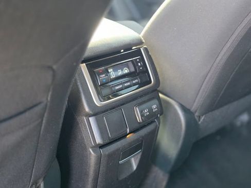 Used 2020 Subaru Ascent Premium w/ Convenience Package AWD/4WD image 15