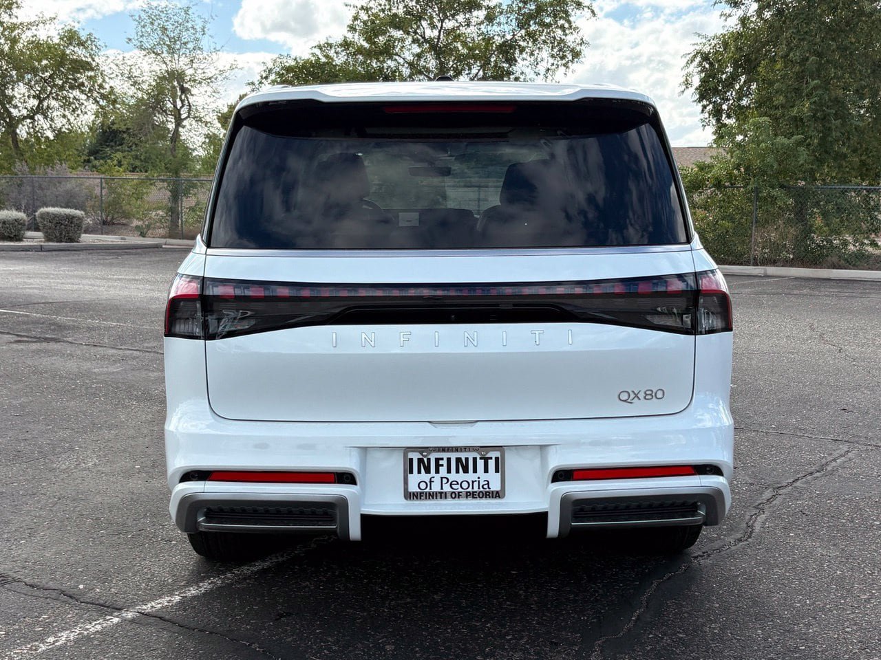 New 2027 INFINITI QX80 Luxe AWD/4WD image 5