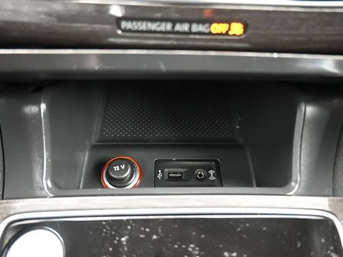 Used 2018 Volkswagen Passat 2.0T SE FWD image 20
