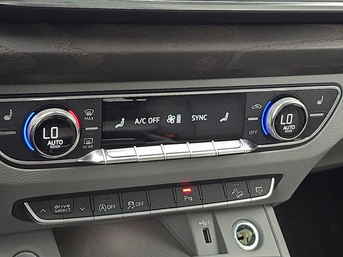 Used 2019 Audi Q5 2.0T Premium Plus w/ Premium Plus Package image 24