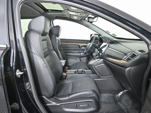 Used 2018 Honda CR-V Touring image 13