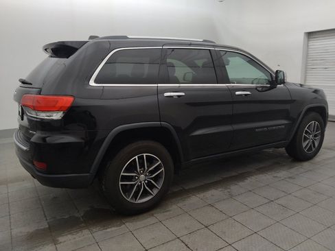 Used 2018 Jeep Grand Cherokee Limited AWD/4WD image 10