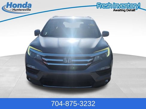 Used 2016 Honda Pilot Touring image 3