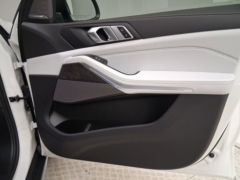 New 2026 BMW X5 xDrive50e AWD/4WD image 30