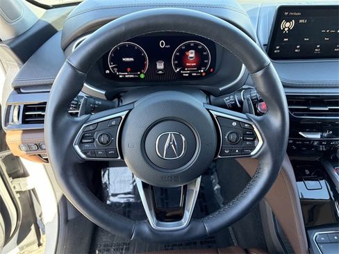 Used 2024 Acura MDX SH-AWD w/ Advance Package image 10