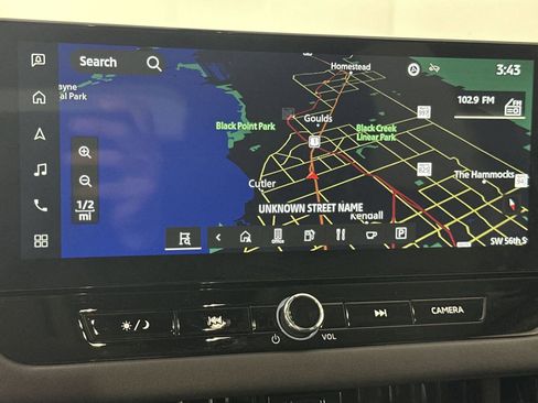 Used 2025 Mitsubishi Outlander ES FWD image 18