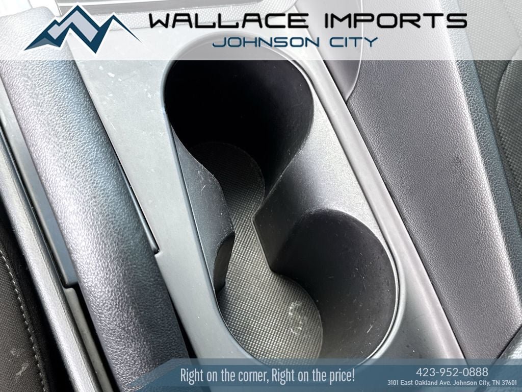 Used 2024 Hyundai Elantra SE FWD image 16
