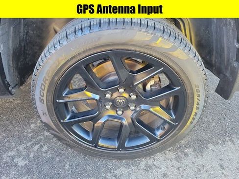 Used 2023 RAM 1500 Laramie AWD/4WD image 7