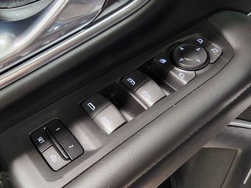 Used 2023 Chevrolet Tahoe LT w/ Luxury Package RWD image 44