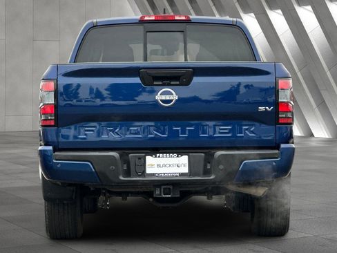 Used 2022 Nissan Frontier SV image 5