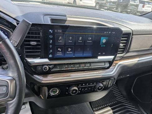 Used 2022 Chevrolet Silverado 1500 LT AWD/4WD image 20