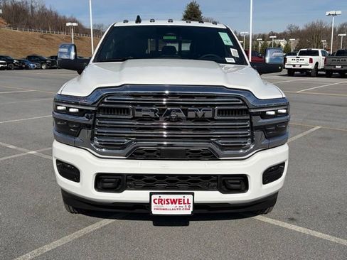 New 2026 RAM 3500 Laramie AWD/4WD image 10