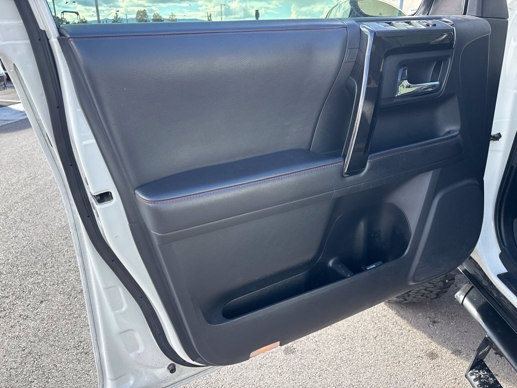 Used 2020 Toyota 4Runner TRD Off-Road Premium w/ Moonroof Package AWD/4WD image 8