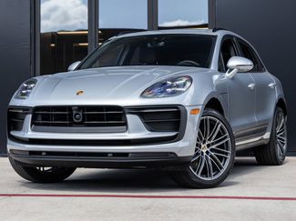 Certified 2026 Porsche Macan AWD/4WD video 1