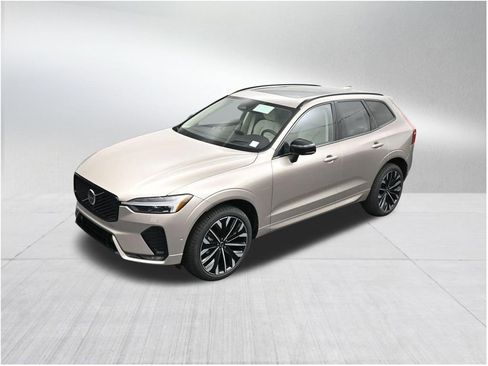 New 2026 Volvo XC60 B5 Ultra w/ Protection Package Premier AWD/4WD image 13