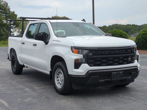 Used 2023 Chevrolet Silverado 1500 W/T w/ Trailering Package RWD image 2