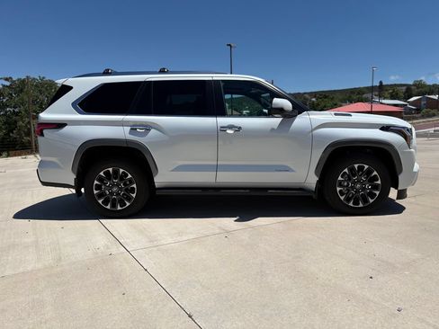 Used 2026 Toyota Sequoia Limited w/ Tow Technology Package AWD/4WD image 3