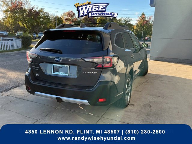 Used 2024 Subaru Outback Limited AWD/4WD image 9
