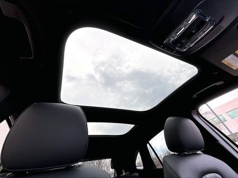 Certified 2023 Mercedes-Benz GLA 250 4MATIC image 17