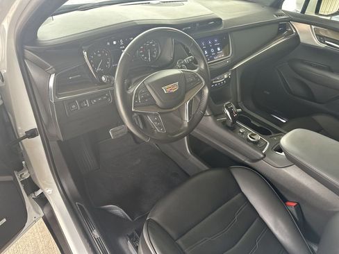 Certified 2023 Cadillac XT5 Sportv w/ Platinum Package image 19