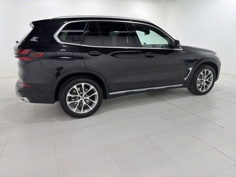 Used 2026 BMW X5 xDrive40i w/ Premium Package image 6