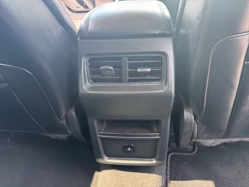 Used 2024 Ford Edge SEL AWD/4WD image 24