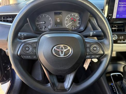 Used 2024 Toyota Corolla LE FWD image 14