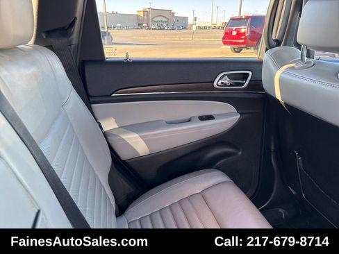 Used 2018 Jeep Grand Cherokee Limited image 86