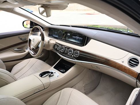 Used 2015 Mercedes-Benz S 550 4MATIC Sedan image 14