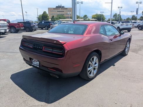 Used 2022 Dodge Challenger SXT AWD/4WD image 3