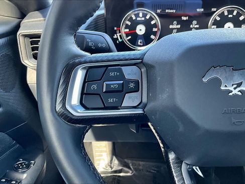 Used 2024 Ford Mustang Coupe image 23