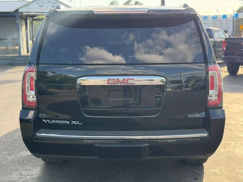 Used 2018 GMC Yukon XL Denali w/ Open Road Package image 7