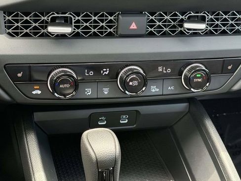 Certified 2025 Honda Accord SE image 14