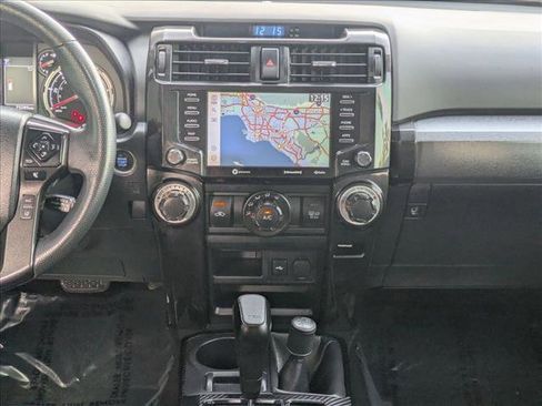 Used 2022 Toyota 4Runner TRD Off-Road Premium image 15