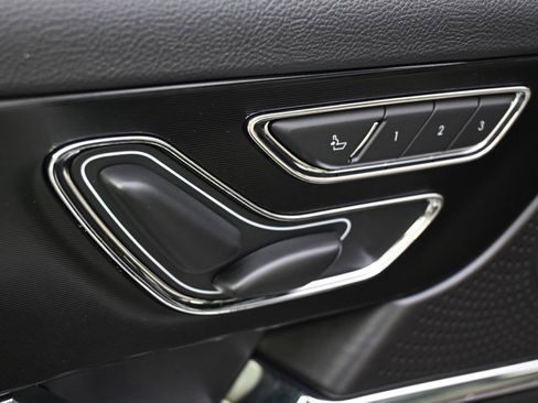 New 2026 Lincoln Corsair Premiere image 14