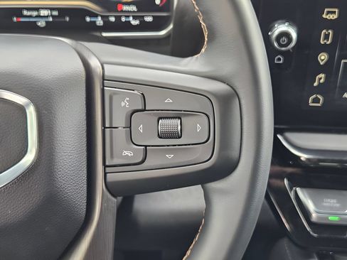 Used 2024 GMC Sierra 2500 AT4 w/ AT4 Premium Plus Package AWD/4WD image 26