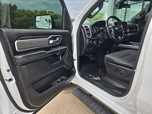 Used 2021 RAM 1500 Big Horn AWD/4WD image 37