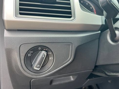 Used 2019 Volkswagen Atlas SE FWD image 36